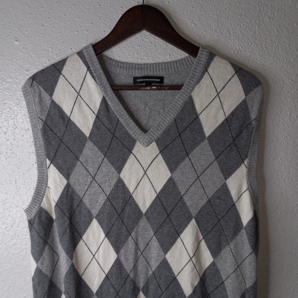 Express Design Studio L Mens Gray White Windsor Sweater Vest - Picture 4 of 6